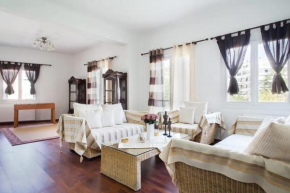 Athens Apartment 5min to metro